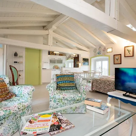 Residenza Donizzetti Апартаменти Бергамо